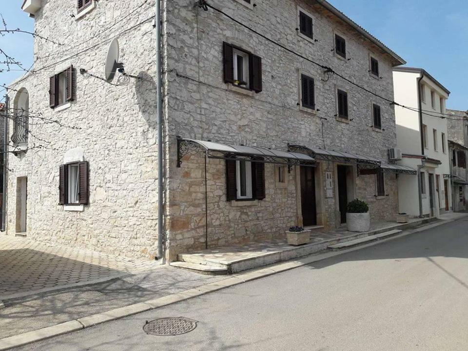 Apartment Nona Tar-Vabriga Extérieur photo